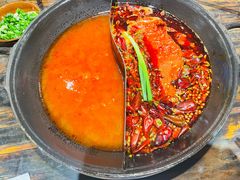 鸳鸯锅-冯校长老火锅(太古里店)