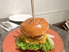 -LESCEDARS Brasserie Bistro香柏树