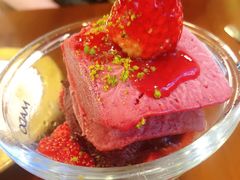 -MADO冰淇淋咖啡馆(淘金店)