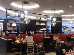 大堂-必胜客(宁海西子国际店)