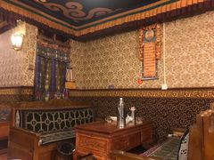-嘎咓讓咘藏餐厅(团结新村店)
