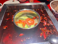 -二荆条·蜀鲜汇城市森林火锅