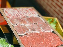 大刀切鲜牛羊拼-南门四季铜锅涮肉(左家庄店)