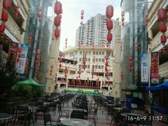 -海口骑楼小吃街