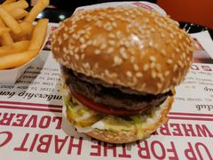 -The Habit Burger Grill 哈比特汉堡(爱琴海店)