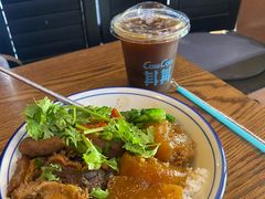 -CowCow其其·牛杂咖啡公司(六运店)