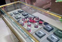 -珂兰钻石(美美2购物中心店)
