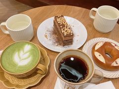 抹茶拿铁-ZAZA.CAFE.BAR