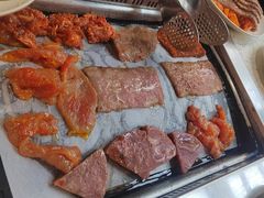 -爱客得牛排海鲜烤肉·火锅自助(春熙路黑金好店)