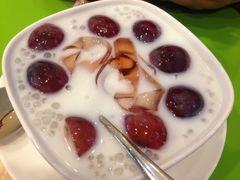 -甜心妈妈·榴莲星级糖水(北京路总店)