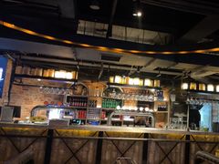 -麦凯伦烧烤·精酿超级工厂店(金桥总店)