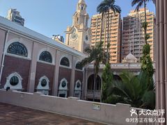 -香港大学