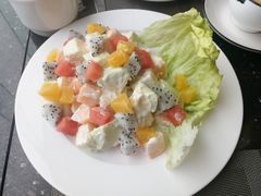鲜果沙律-南宁沃顿国际大酒店-自助餐厅
