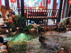 -鱼满舱·鲜活海鲜·正宗鲁菜
