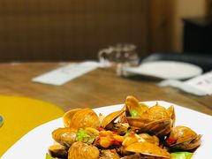 大黄蚬子-日进一片海.生腌海鲜火锅.宵夜烧烤(三里屯总店)