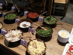调料台-袁记串串香(梁家巷店)