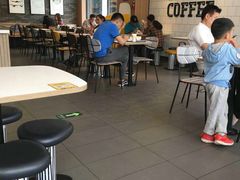 大堂-麦当劳(健德桥得来速店)