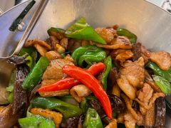 -渔语鱼新川菜Bistro(万象天地店)