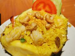 菠萝海鲜炒饭-mango tree芒果树泰国餐厅(青岛万象城店)