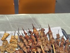 -丽伟的串·烧烤·砂锅(季景天地店)