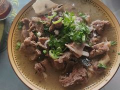 -陕北农家小吃风干羊肉剁荞面