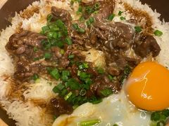 窝蛋牛肉煲仔饭-啫神·广州地标美食(北京路店)