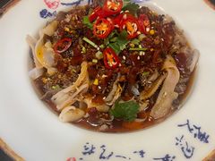 -蘑菇私房菜小馆(杨家坪西城天街店)