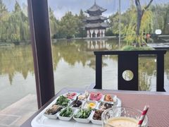 -丽江悦榕庄酒店-明月·雪山庭院餐厅