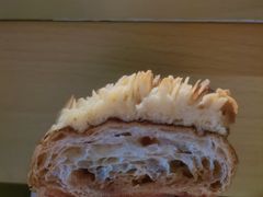 太妃杏仁可颂-沁屋面包店(人民东路店)