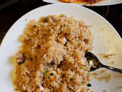 -臻鲜燕海鲜融合餐厅(金陵style店)