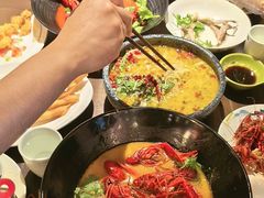 -聚汇三少·龙虾·中餐厅(莫邪路新天地店)