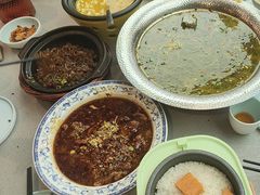 -有红鸡毛店·川菜(建设路店)