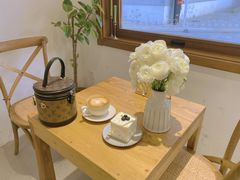 -AHAVA·Fang Baking Studio