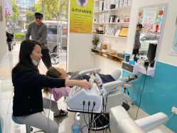 -黑奥秘脱发白发中心