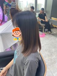 -藤野造型烫发染发