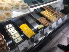 -Dough&Joe团憩(瑞虹天地月亮湾店)