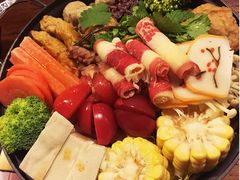 -暖食光·台式家庭餐厅·生日主题店(万达店)