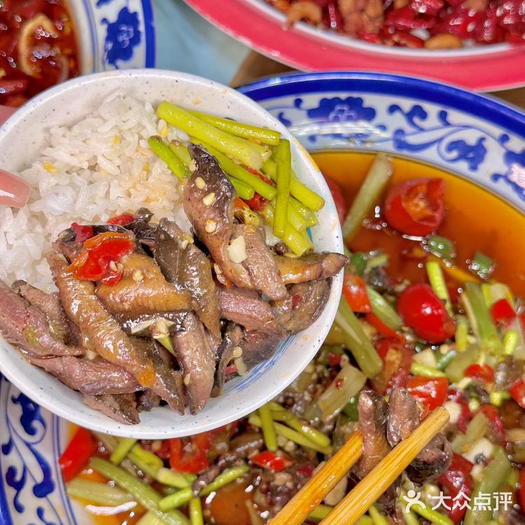 本地土著来了很多次的江湖菜馆！