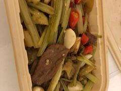 小炒黄牛肉-湘与香缘·湖南菜(王府井北京市百货大楼店)