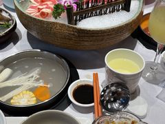 -泓炙颐凤鲜海鲜火锅料理(桐乡店)