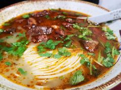 -金杨拉面王小吃面馆·牛三宝面·红烧牛肉粉