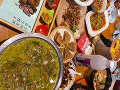 -有红鸡毛店·川菜(建设路店)