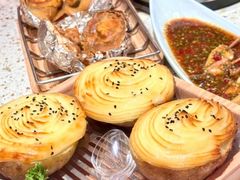 -小董哥烤串·爆汁大油边(故宫店)