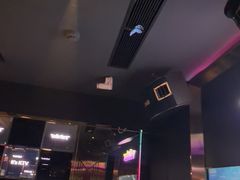 -温莎KTV(珠江路店)