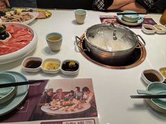 -洪氏嗨捞·猪肚鸡火锅(阳光天地店)