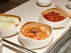 -海底捞火锅(中商百货夜宵主题店)