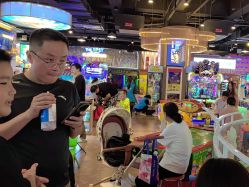 -卡通尼乐园(荟聚中心店)
