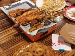 -冶建镜子·老南昌大排档·江西虾王(总店)