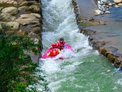 -虎啸峡漂流