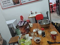 -花溪巷牛肉粉(泉城路店)